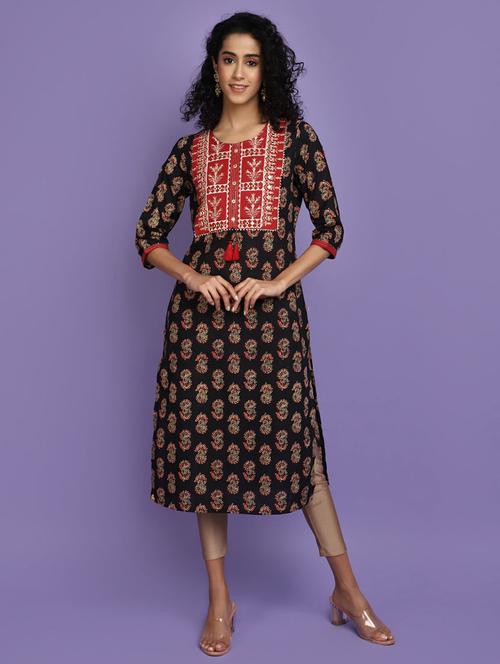 women black round neck straight kurta - 20724312 - Standard Image - 0
