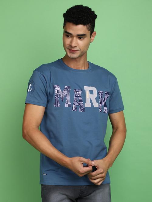 men round neck chest print t-shirt - 20725069 - Standard Image - 0