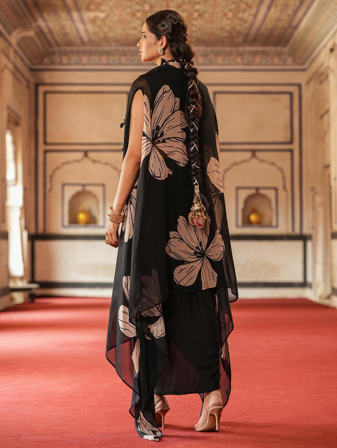 black embroidered neck ethnic fusion set - 20727257 - Standard Image - 6