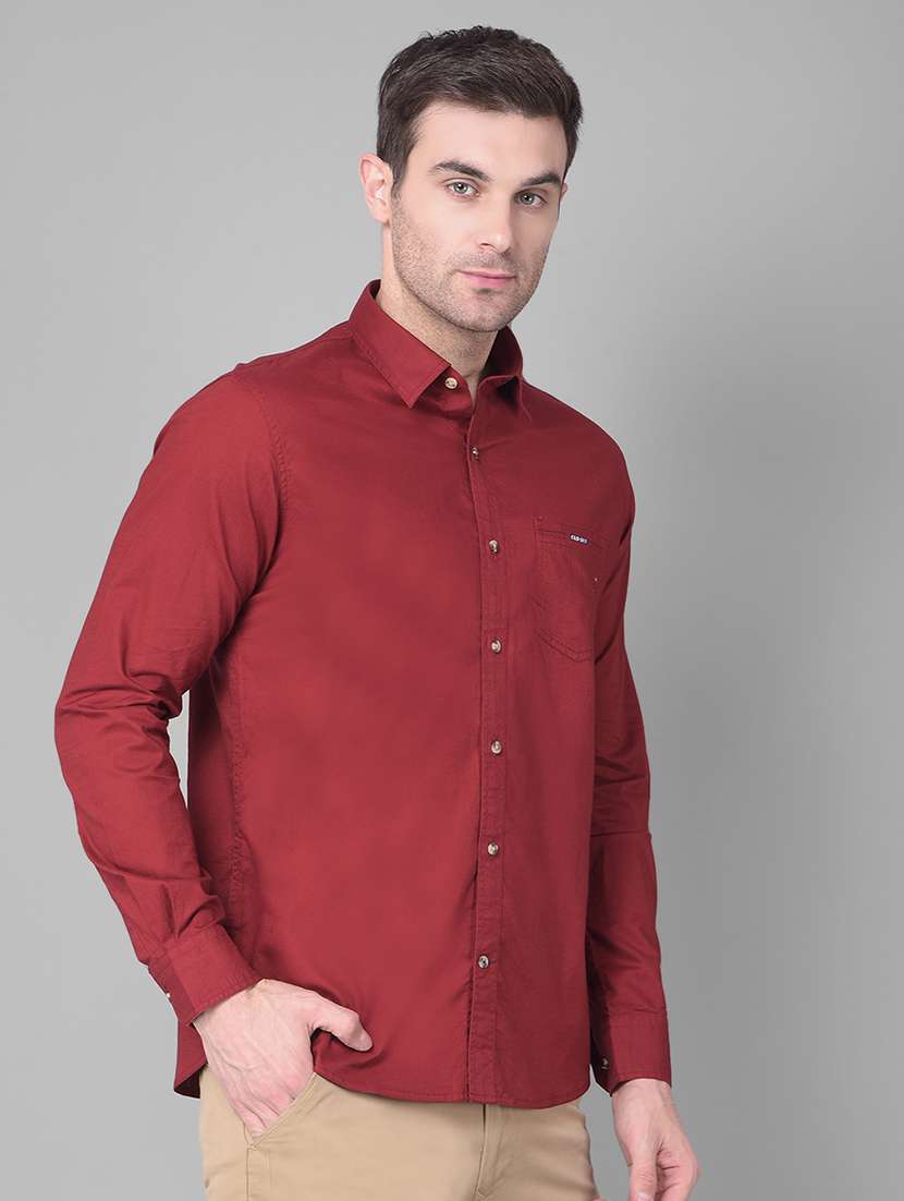 men maroon cotton solid casual shirt - 20727651 -  Standard Image - 1