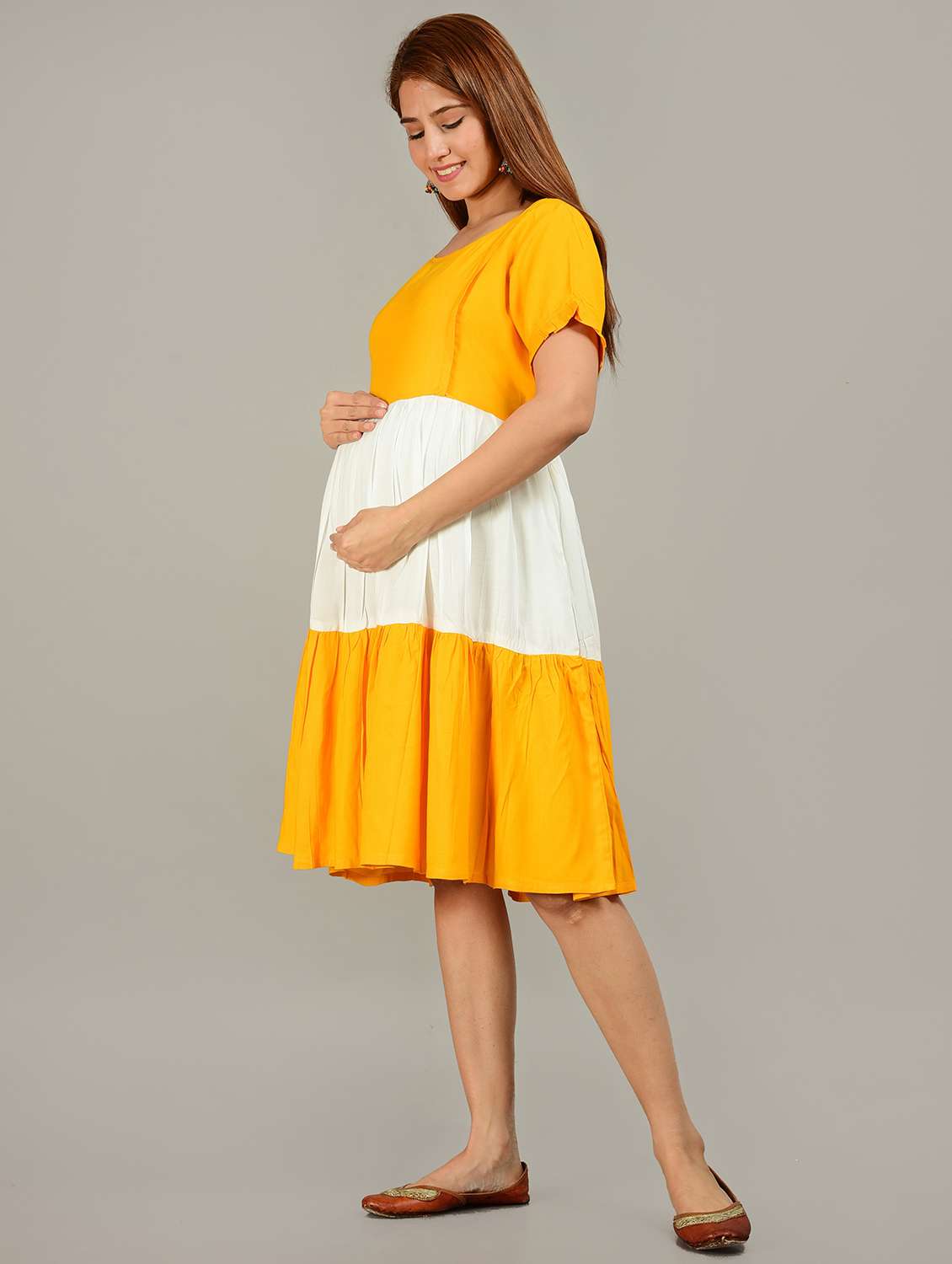 womenm color blocked maternity wear dress - 20728936 - Standard Image - 1
