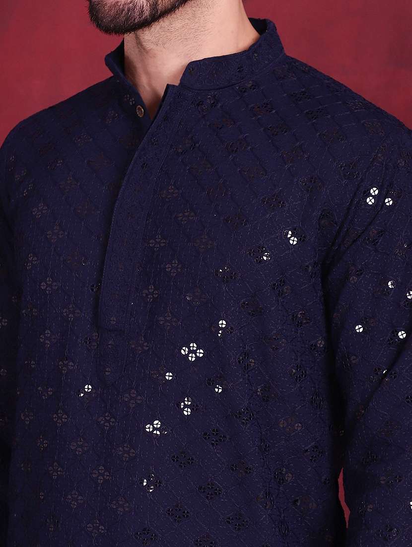 men solid with work mandarin neck long kurta - 20733252 -  Standard Image - 6