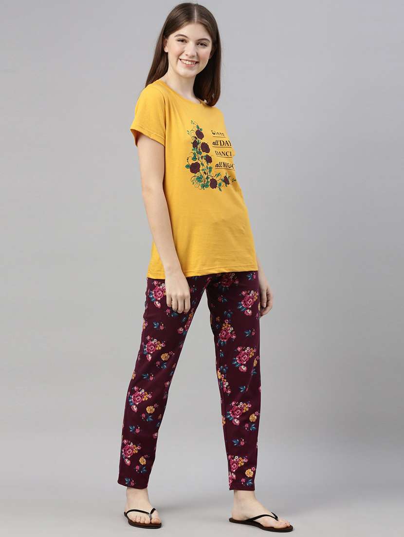 women printed round neck regular t-shirt & pyjama set - 20754490 -  Standard Image - 1