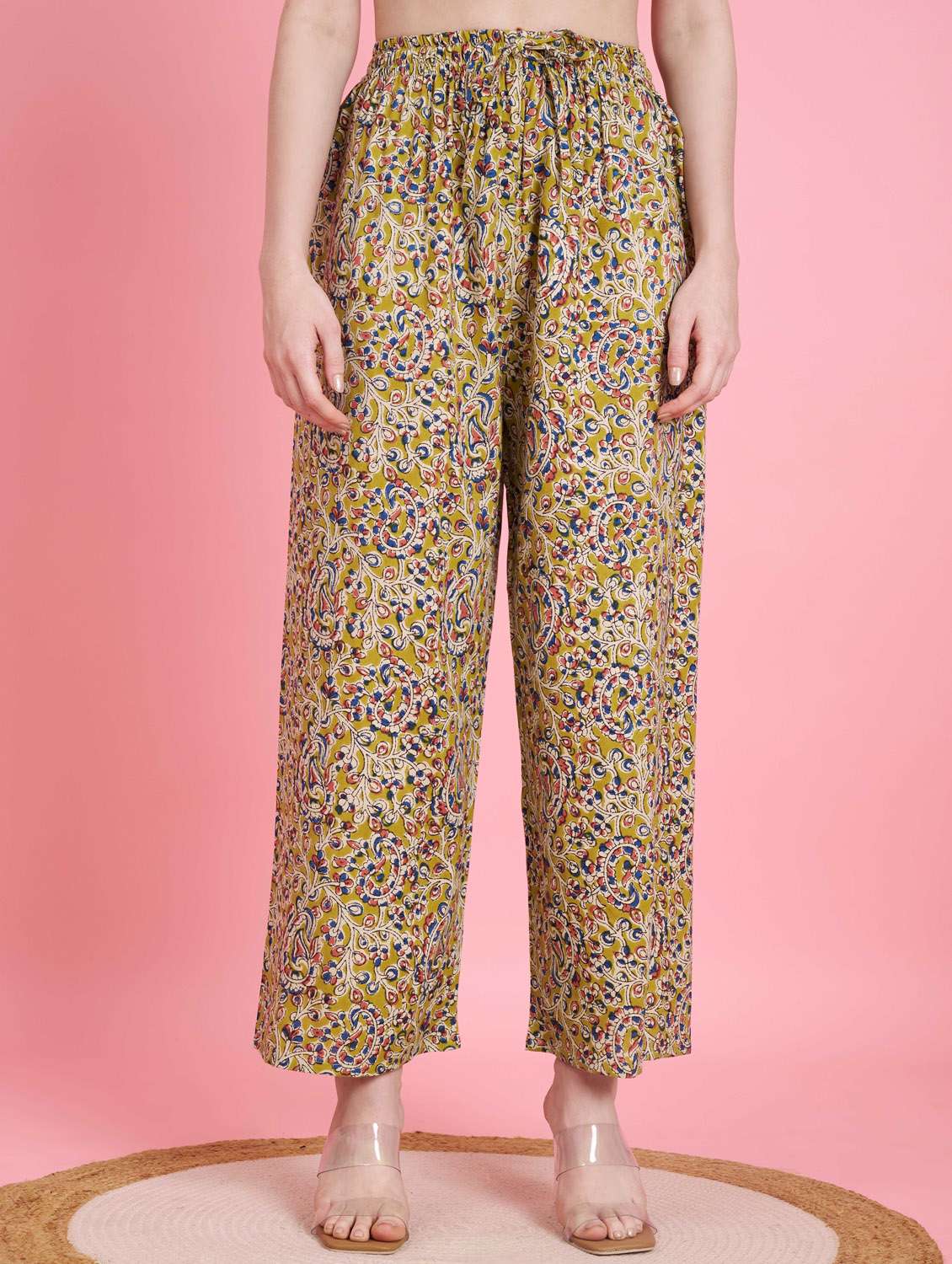 green kurta pant set - 20754863 -  Standard Image - 4