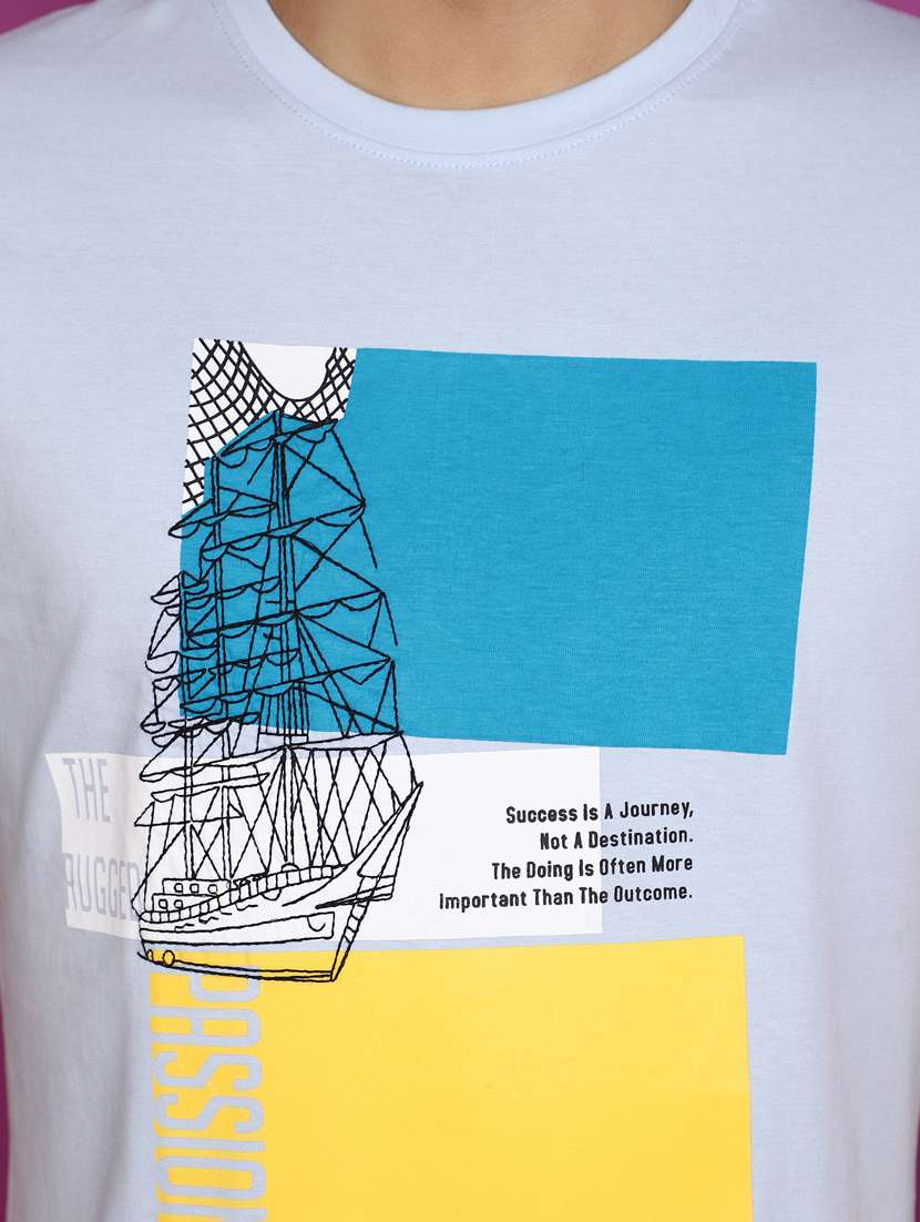men round neck front print t-shirt - 20755282 -  Standard Image - 4