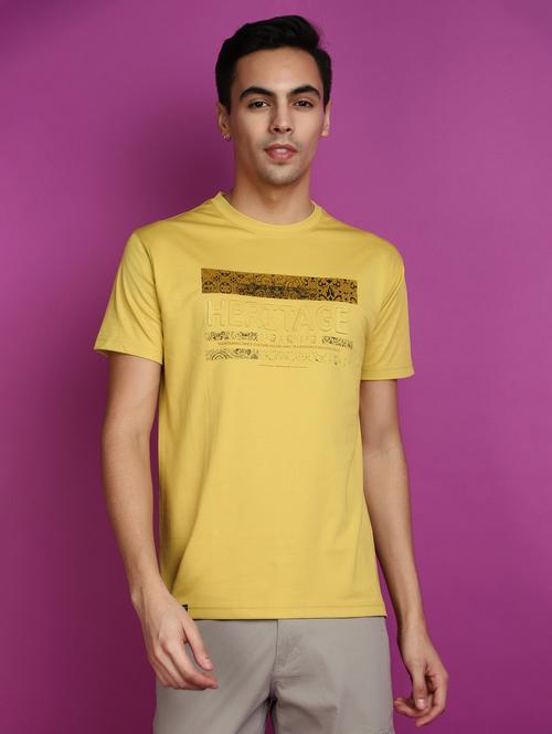men chest print short sleeve t-shirt - 20755371 - Standard Image - 0