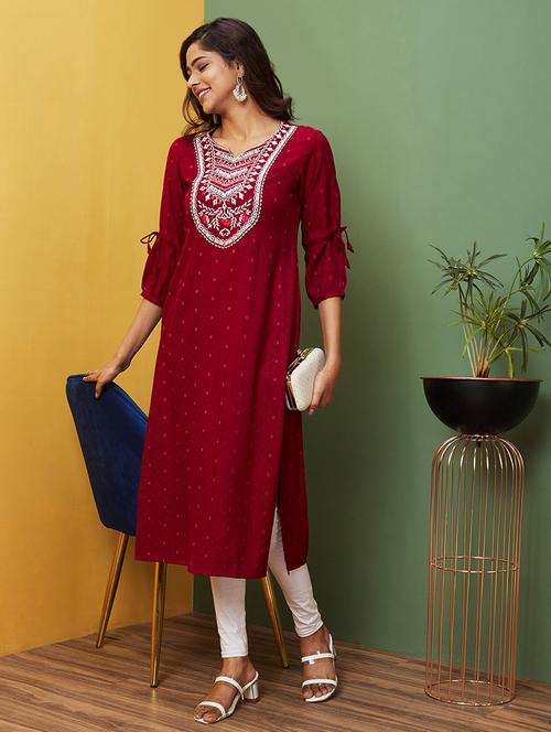 women embroidered a-line kurta - 20755955 -  Standard Image - 0