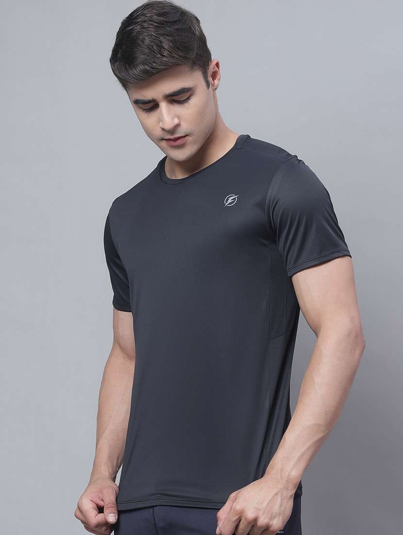 black short sleeve plain t-shirt - 20757325 -  Standard Image - 1
