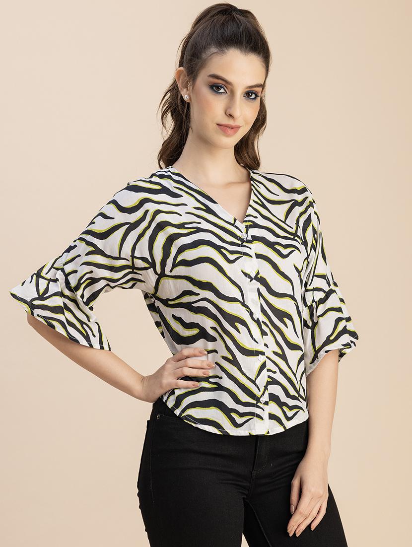 women animal print bell sleeves top - 20766001 -  Standard Image - 1