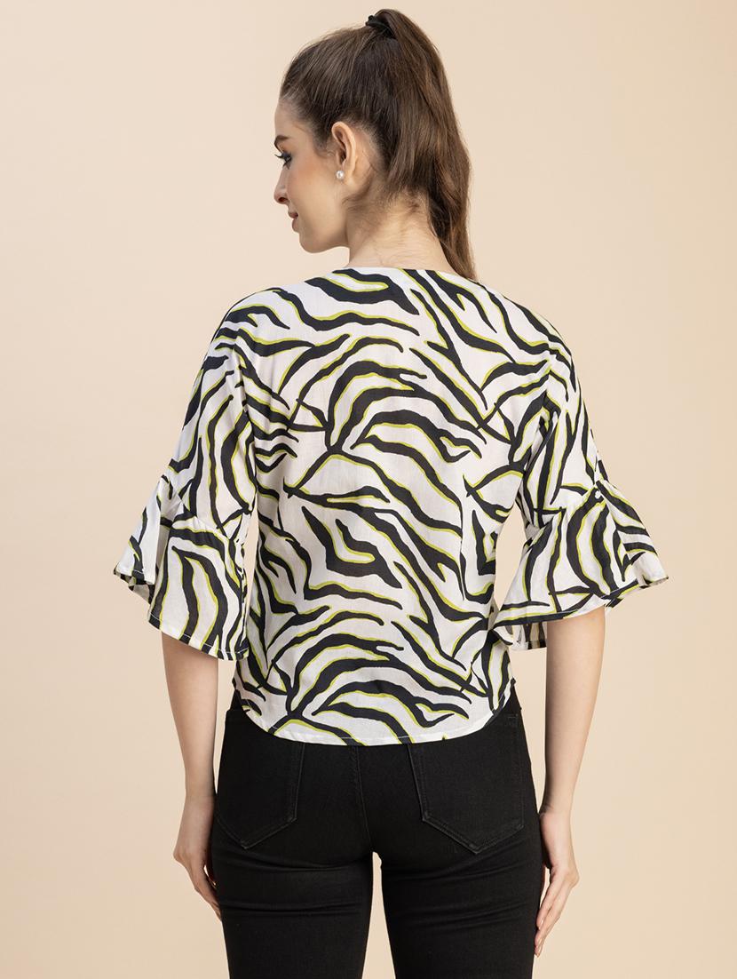 women animal print bell sleeves top - 20766001 - Standard Image - 4