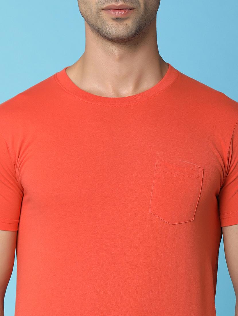 men round neck solid t-shirt - 20767458 - Standard Image - 4