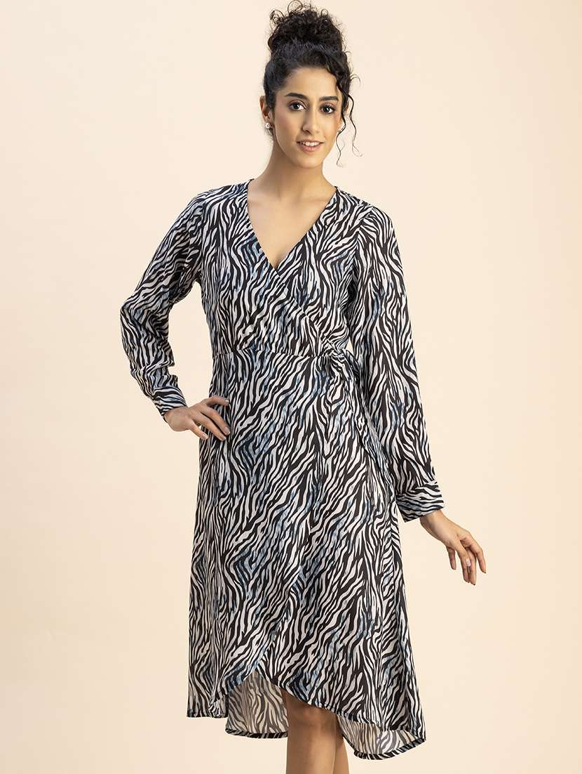 women animal print puff sleeves wrap dress