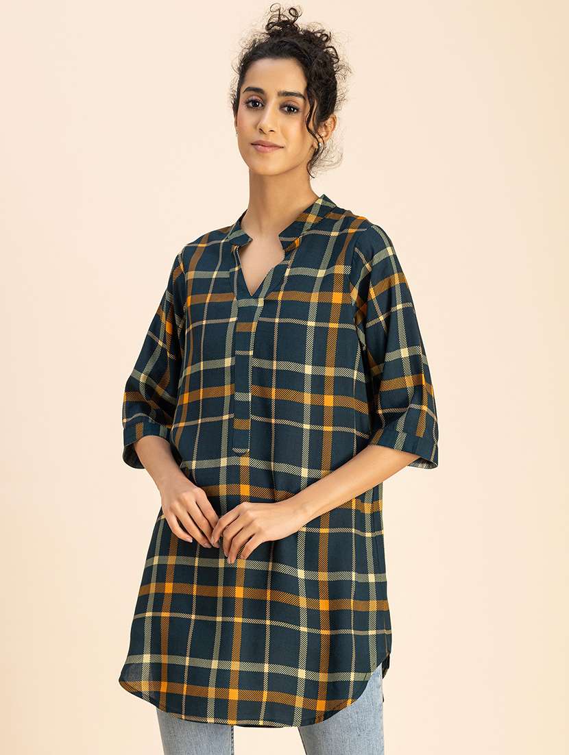 women checkered mandarin neck top