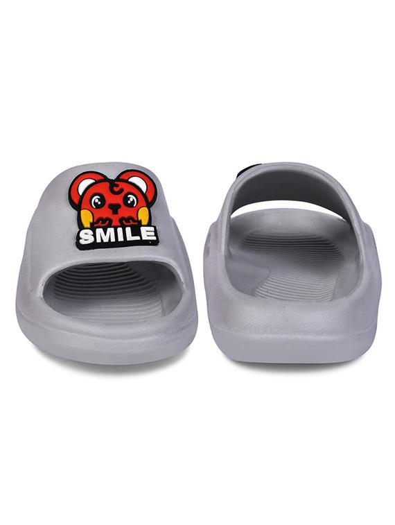 pack of 2 kids multi coloured slippers - 20794772 - Standard Image - 4