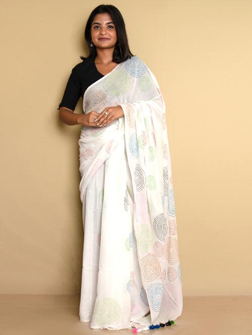 white cotton handloom saree - 20794808 -  Standard Image - 0