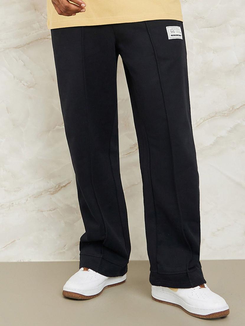 men loose fit placement print full length track pant - 20806382 - Standard Image - 4