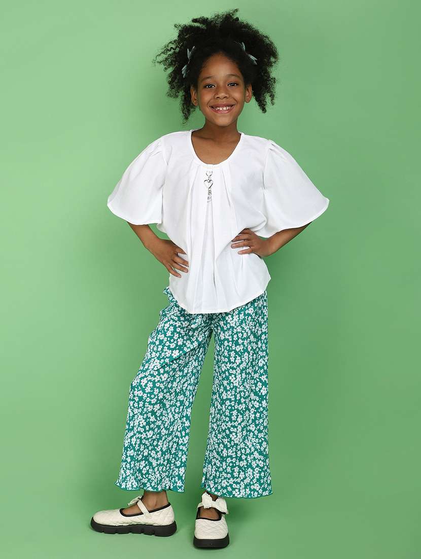 white cotton top - 20809886 -  Standard Image - 4