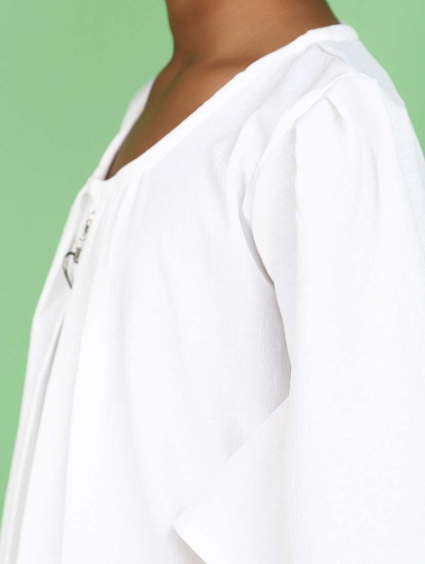 white cotton top - 20809886 -  Standard Image - 6