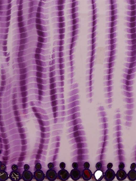 women shibori printed saree with blouse - 20810974 -  Standard Image - 4