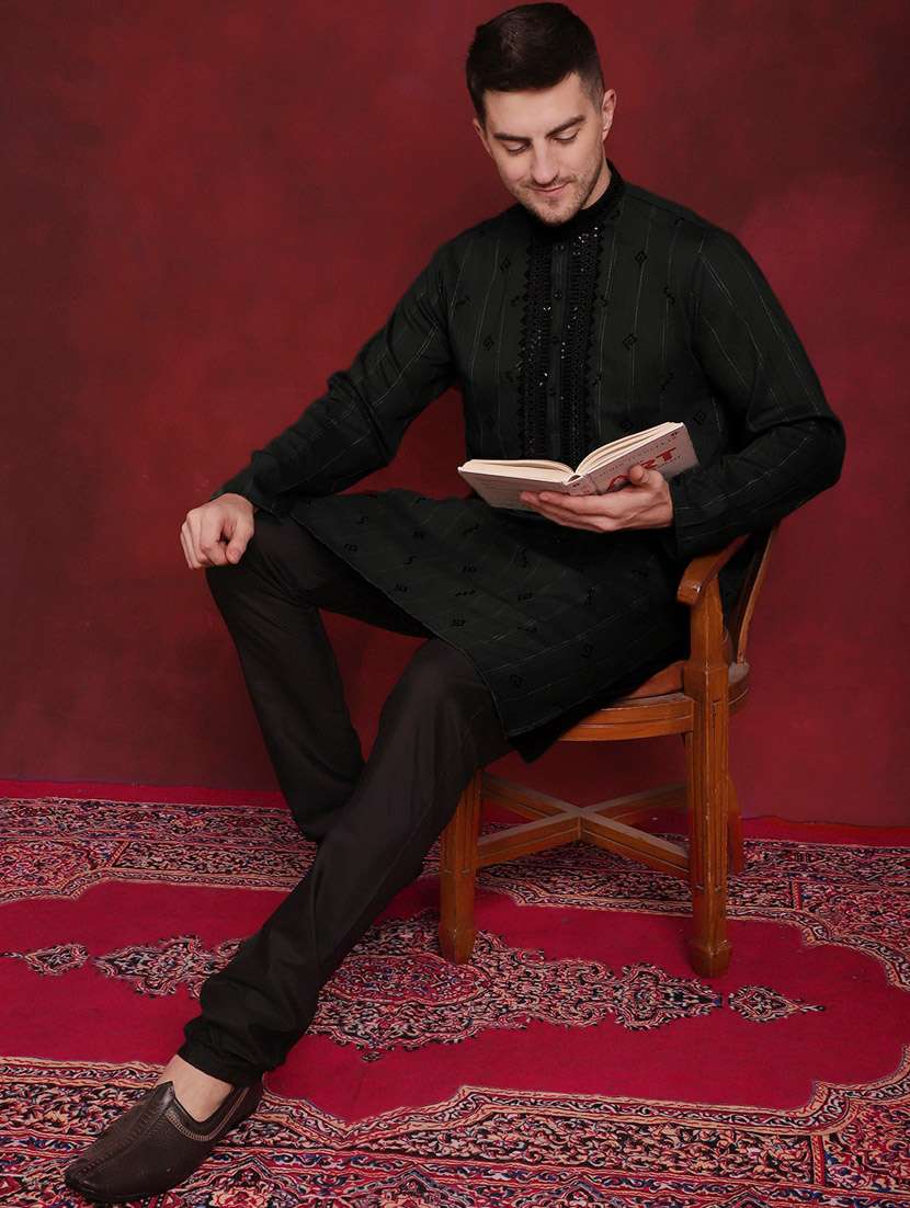 black embroidered viscose long kurta - 20811870 -  Standard Image - 4