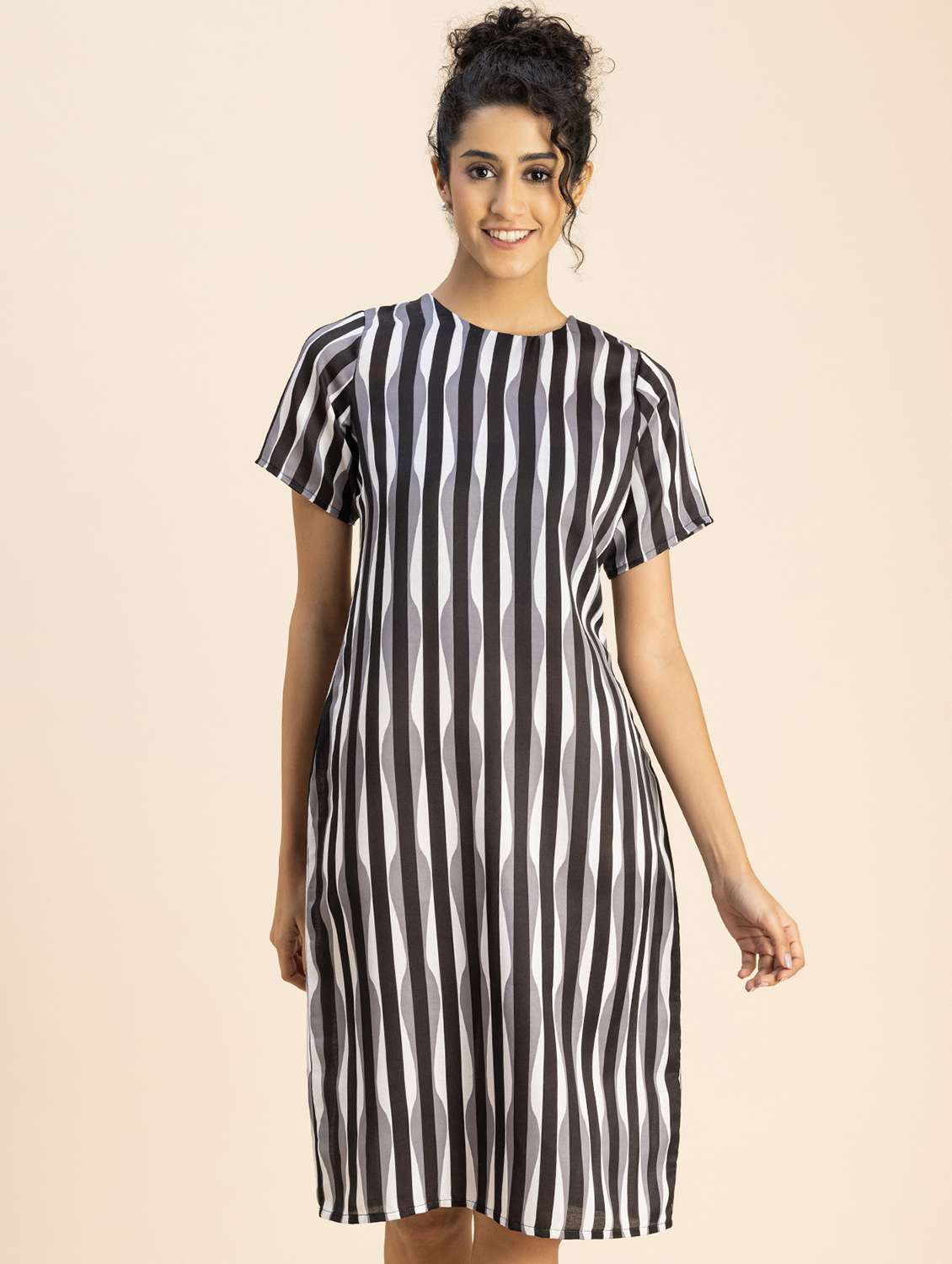 women black stripes printed straight dress