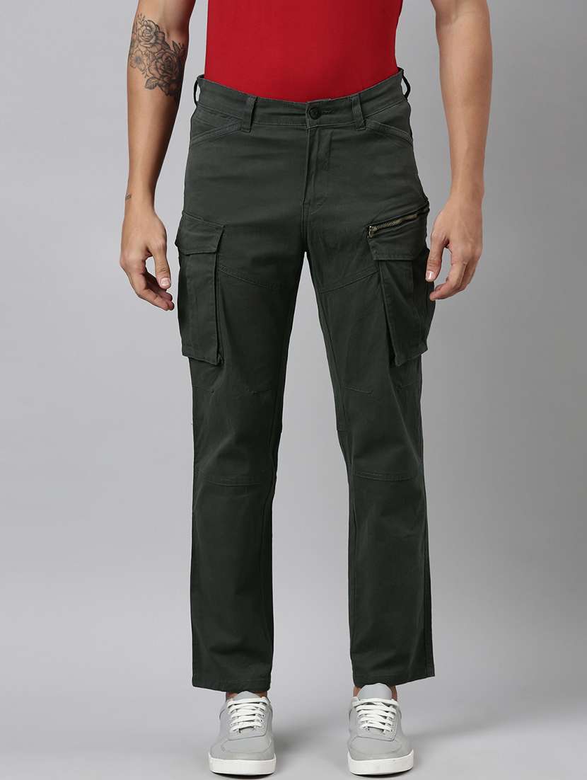 men mid rise solid cargos