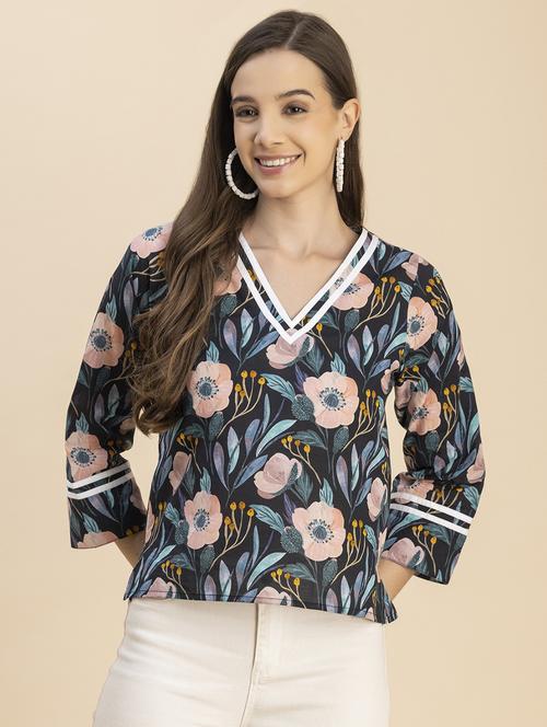 black floral printed detailed regular top - 20817984 - Standard Image - 0