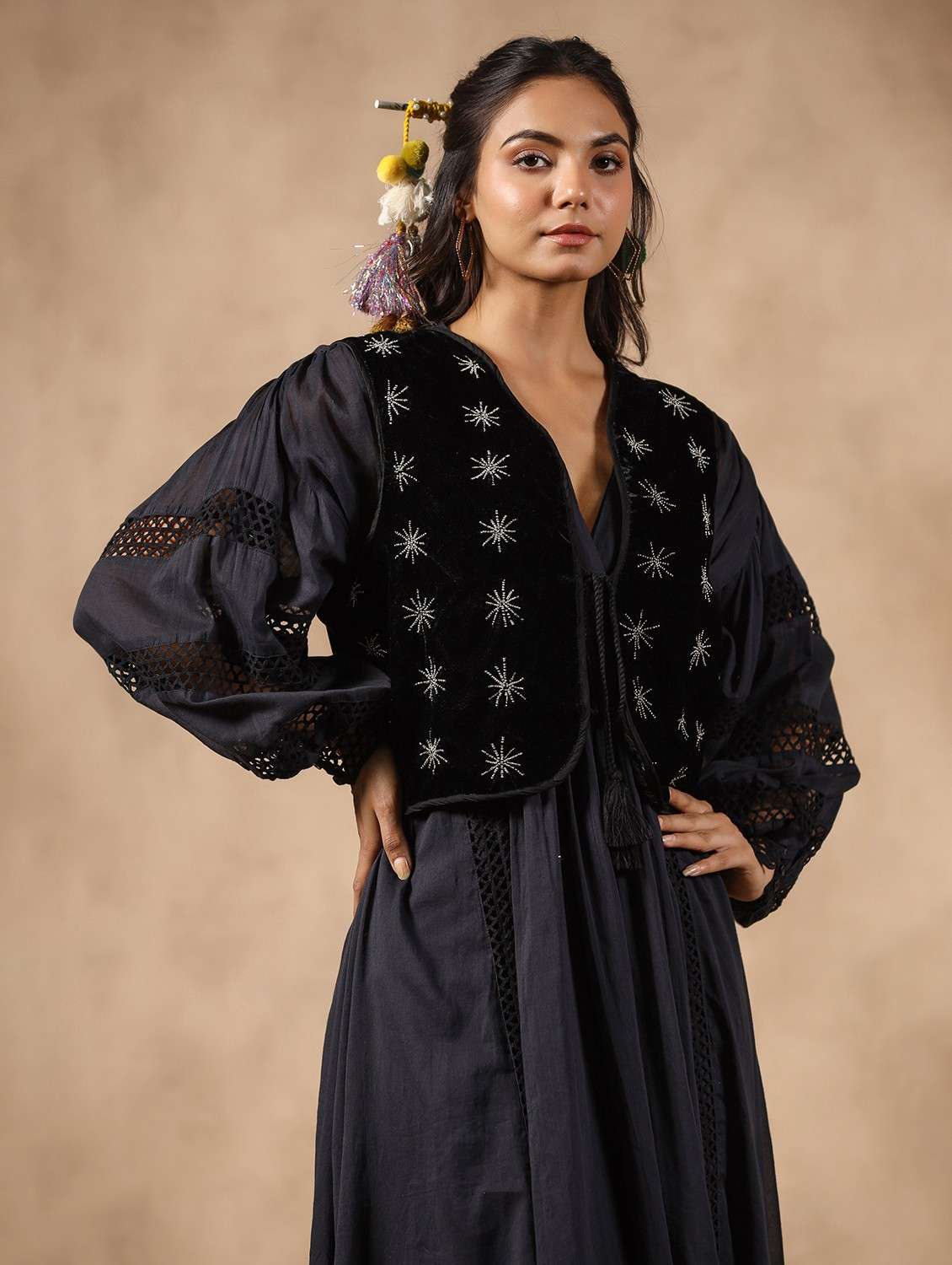 Women Sleeveless Embellished Ethnic Jackets - 20825199 -  Standard Image - 1