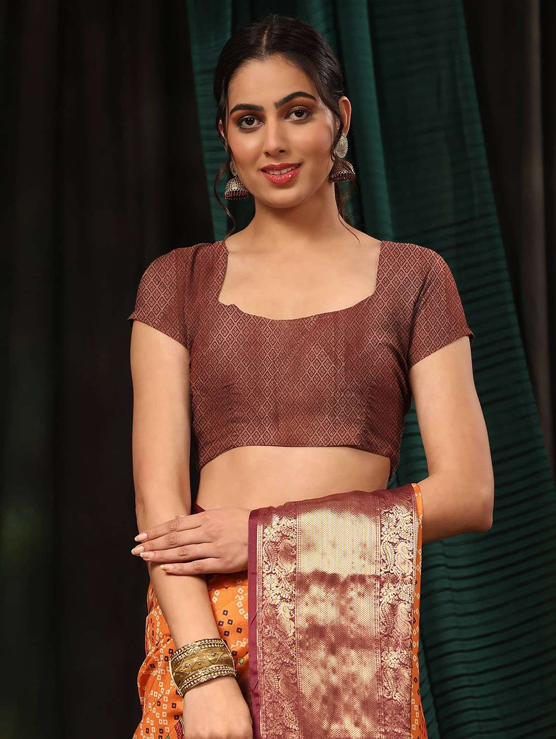 women orange bandhani bordered saree - 20827713 - Standard Image - 4