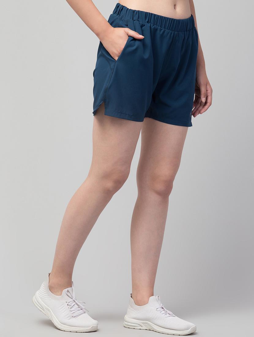 women mid rise placement printed sports shorts - 20830150 - Standard Image - 1