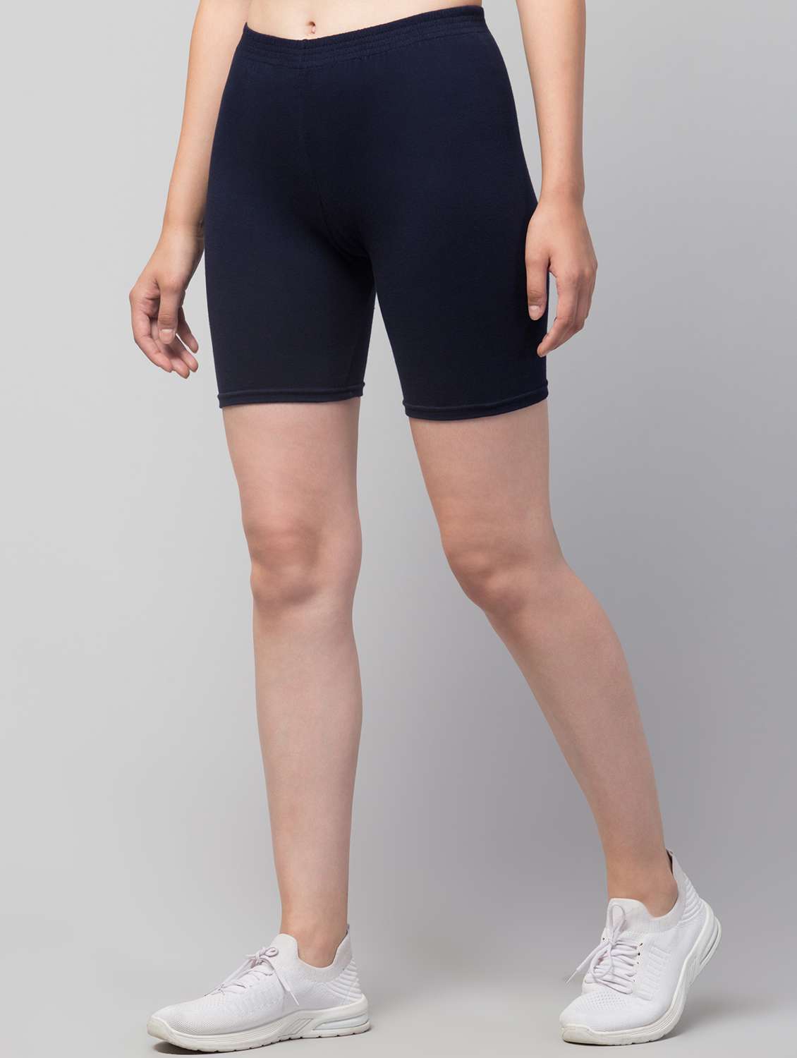 women's solid mid rise active wear shorts - 20830175 - Standard Image - 1