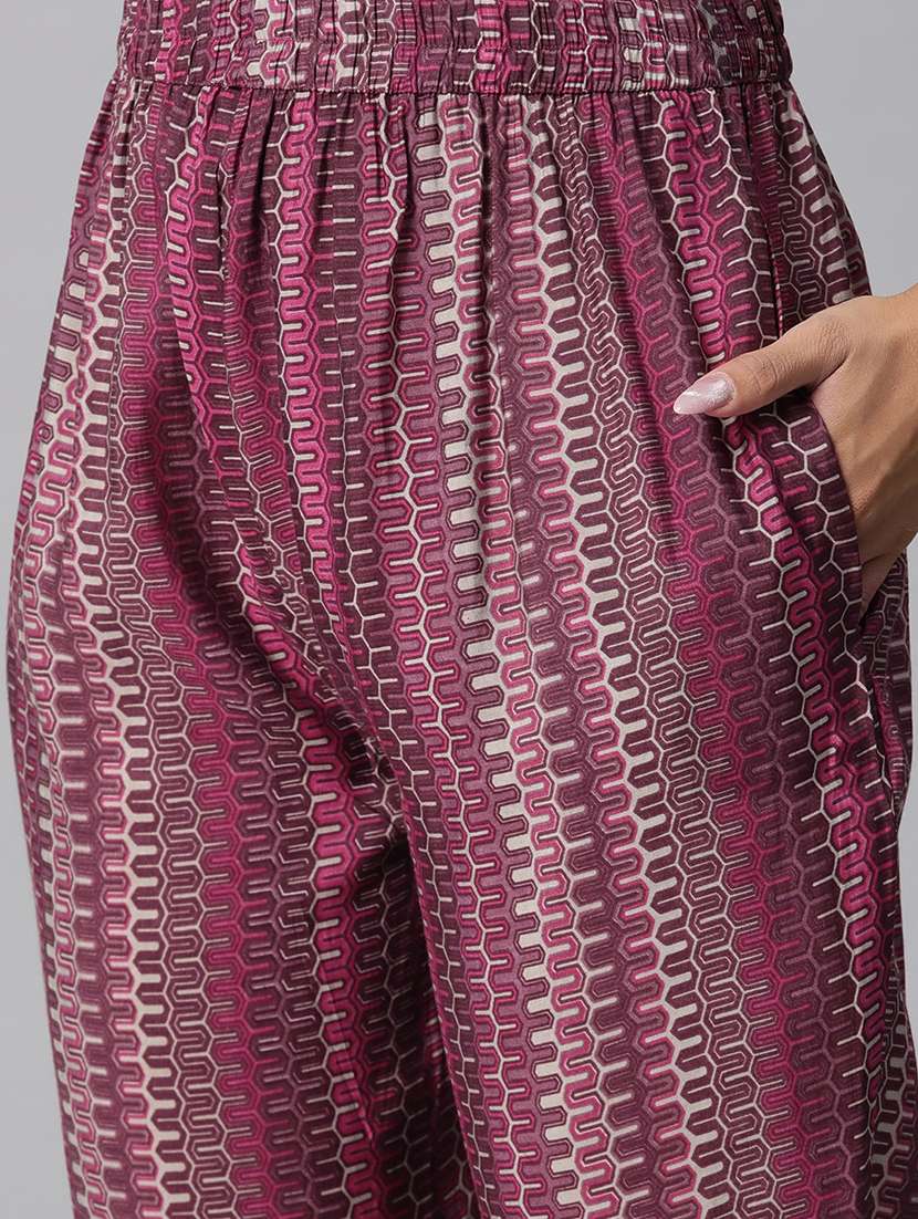 women mauve floral printed kurta pant set with dupatta - 20831213 -  Standard Image - 4