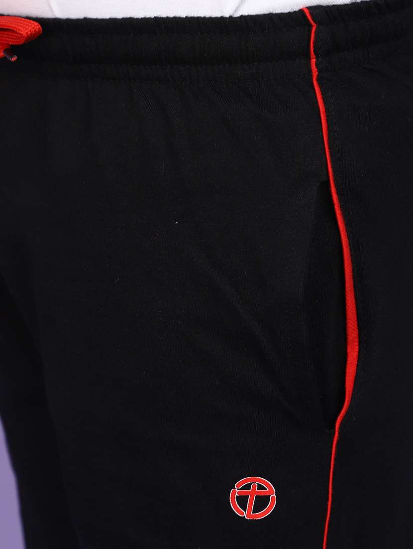 black side taped three fourth  - 20831439 -  Standard Image - 4