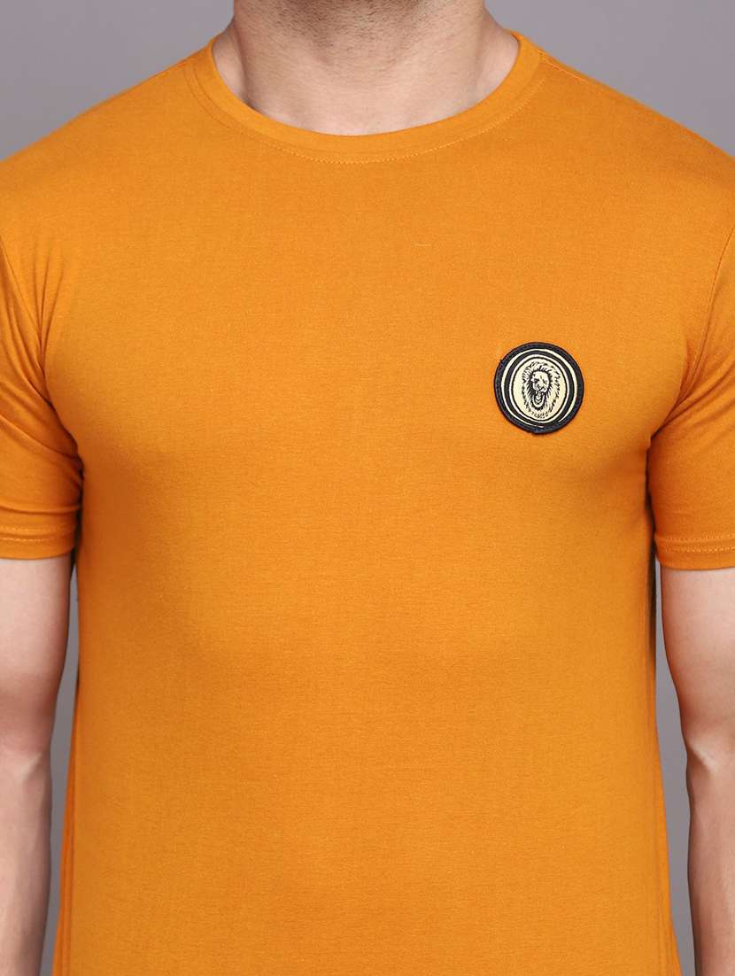Men Solid Short Sleeve T-shirt - 20841509 -  Standard Image - 4