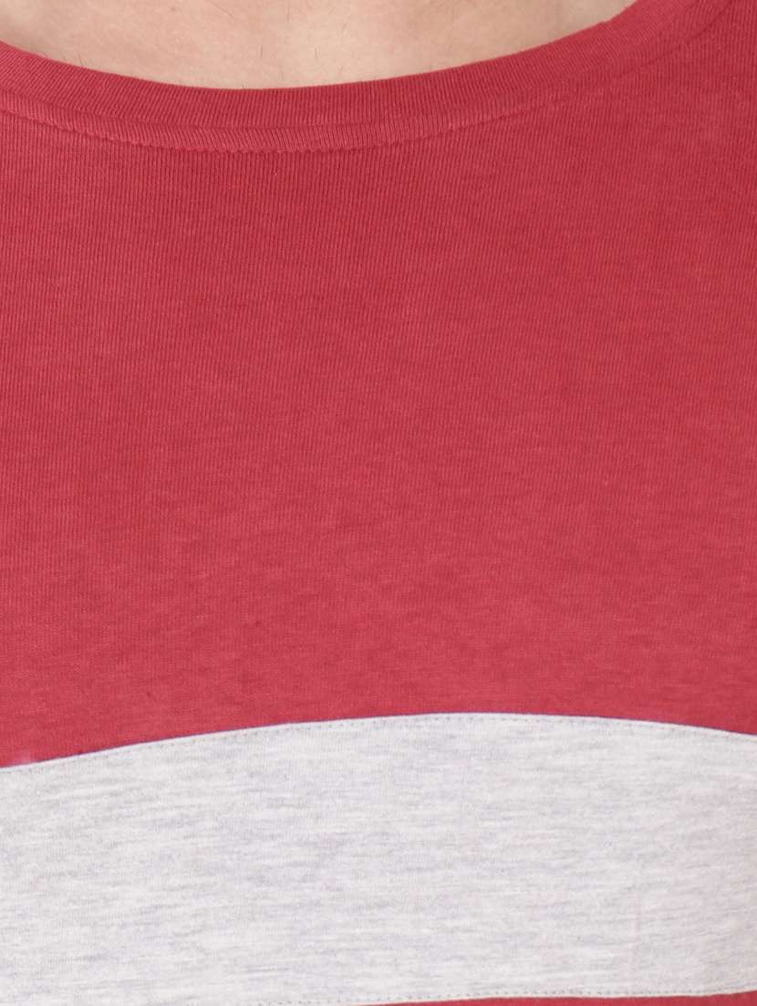 maroon cotton blend t-shirt - 20841556 -  Standard Image - 4