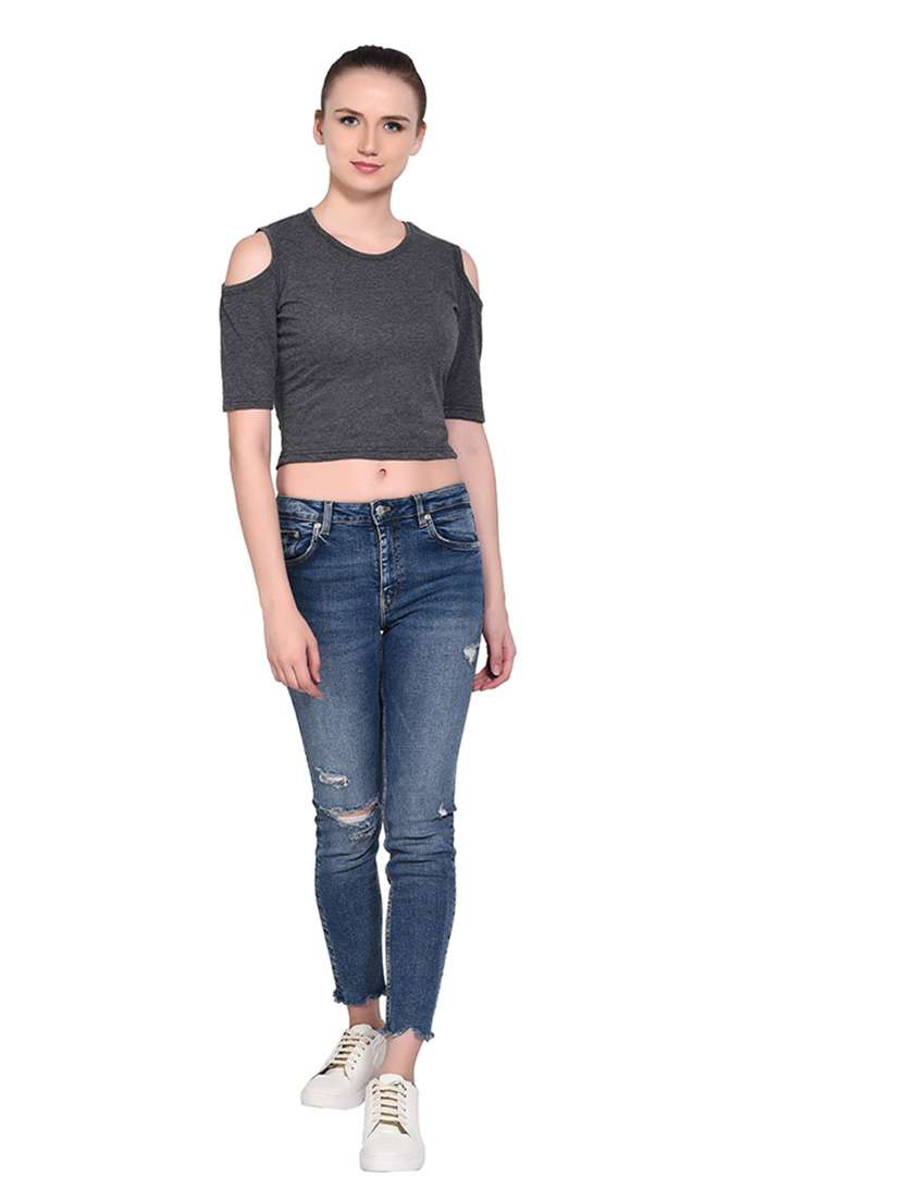 women solid round neck t-shirt - 20842251 - Standard Image - 4