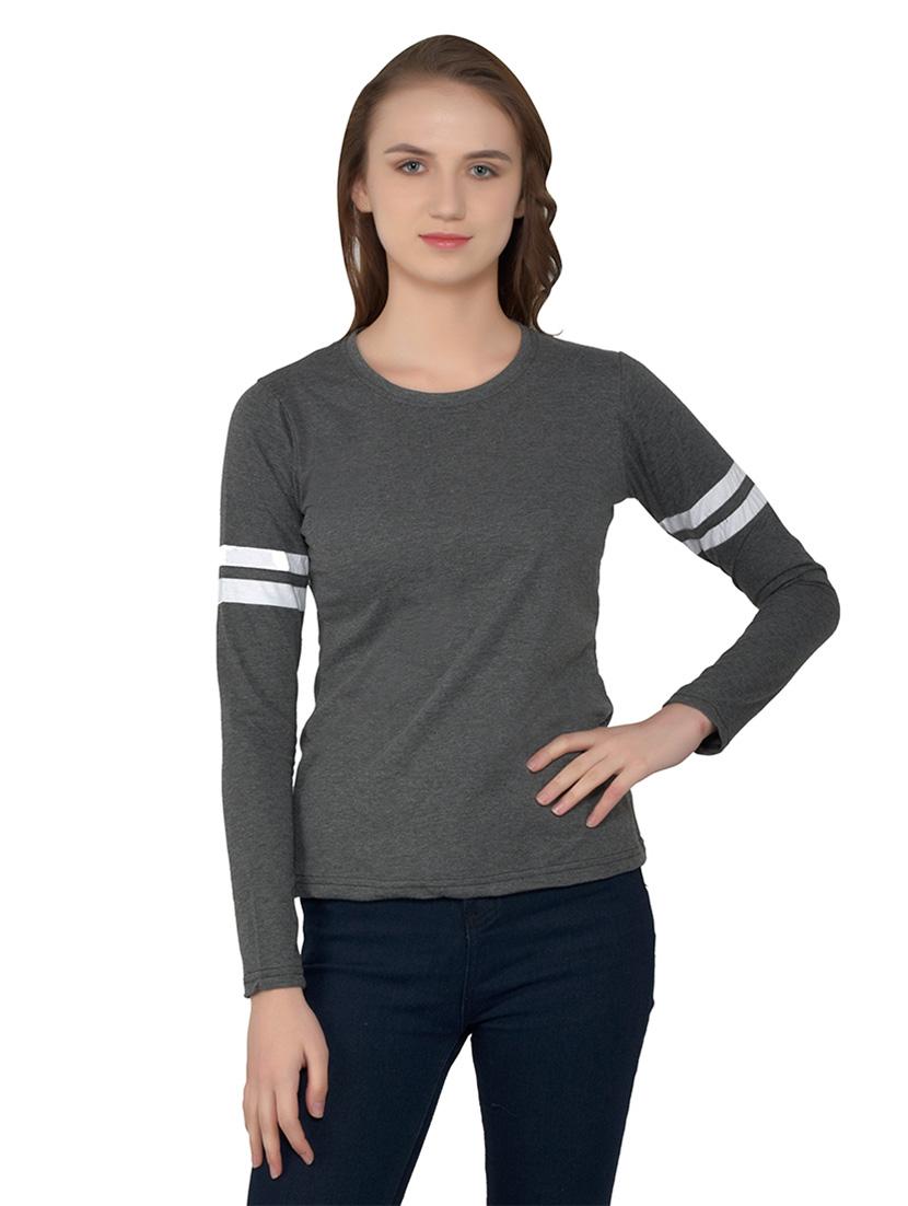 women solid round neck t-shirt - 20842252 - Zoom Image - 0