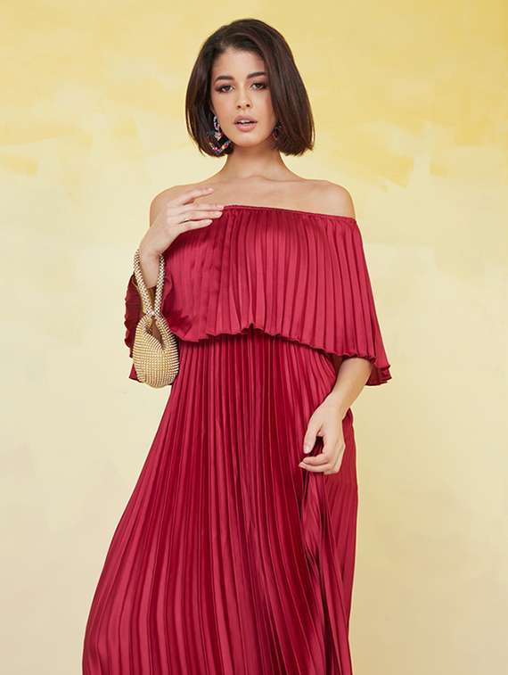 women red solid a-line dress - 20845984 -  Standard Image - 1