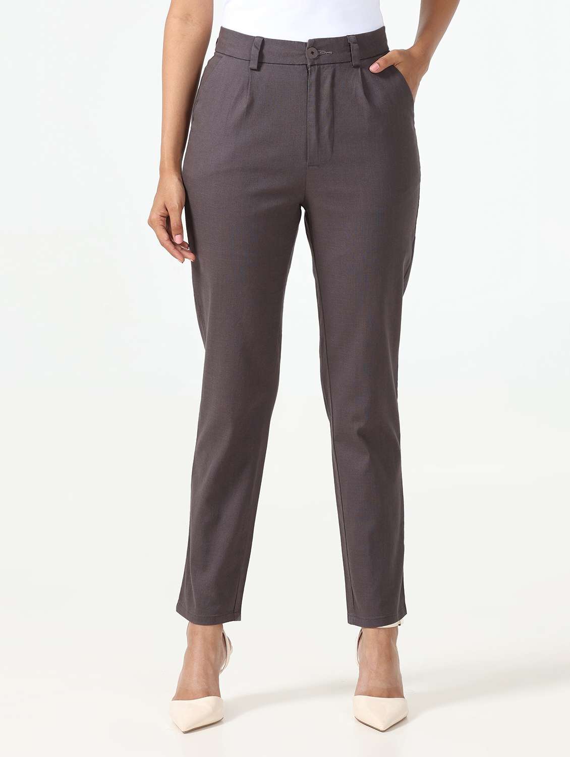 women solid pleated chinos trouser - 20846551 -  Zoom Image - 0
