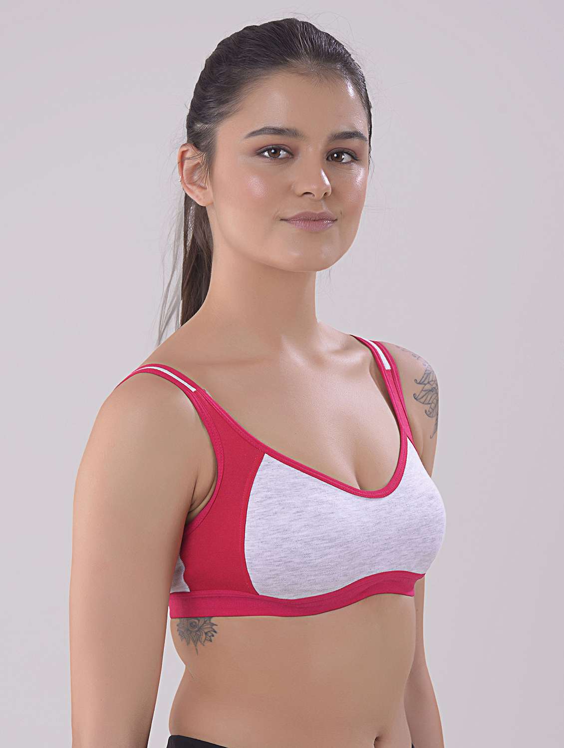 women color block cotton blend sports bra - 20848564 -  Standard Image - 1