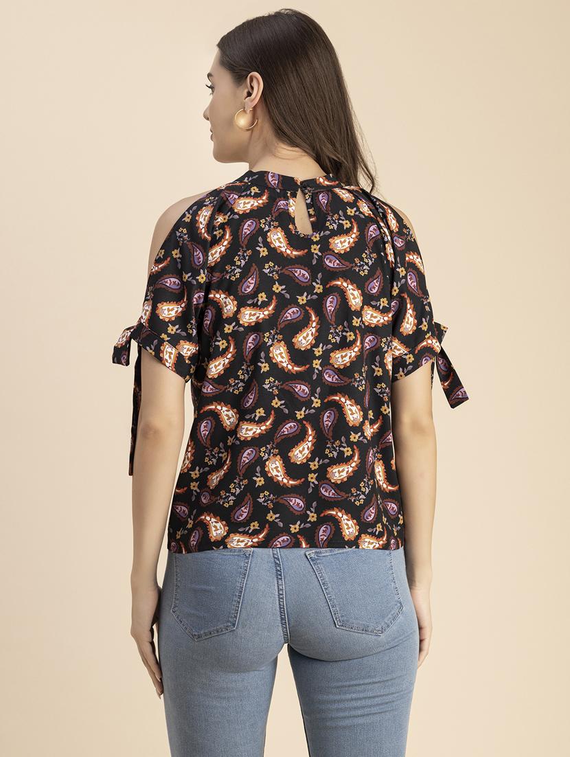 black printed detailed regular top - 20848812 - Standard Image - 4