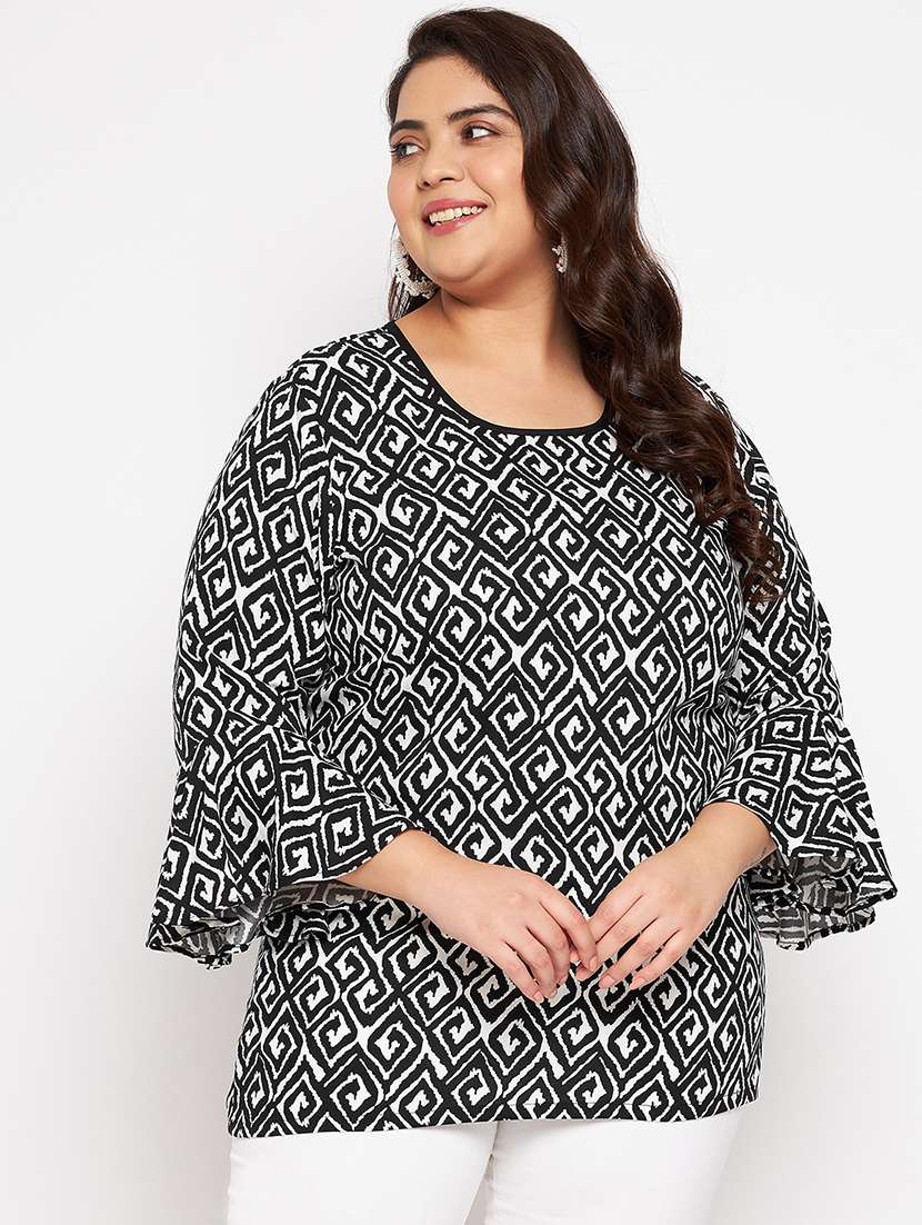 black & white printed plus size top
