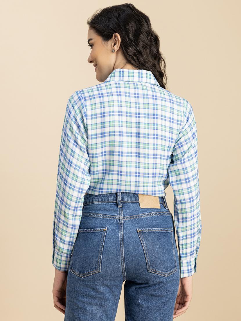 light blue rayon crop shirt - 20852445 - Standard Image - 4