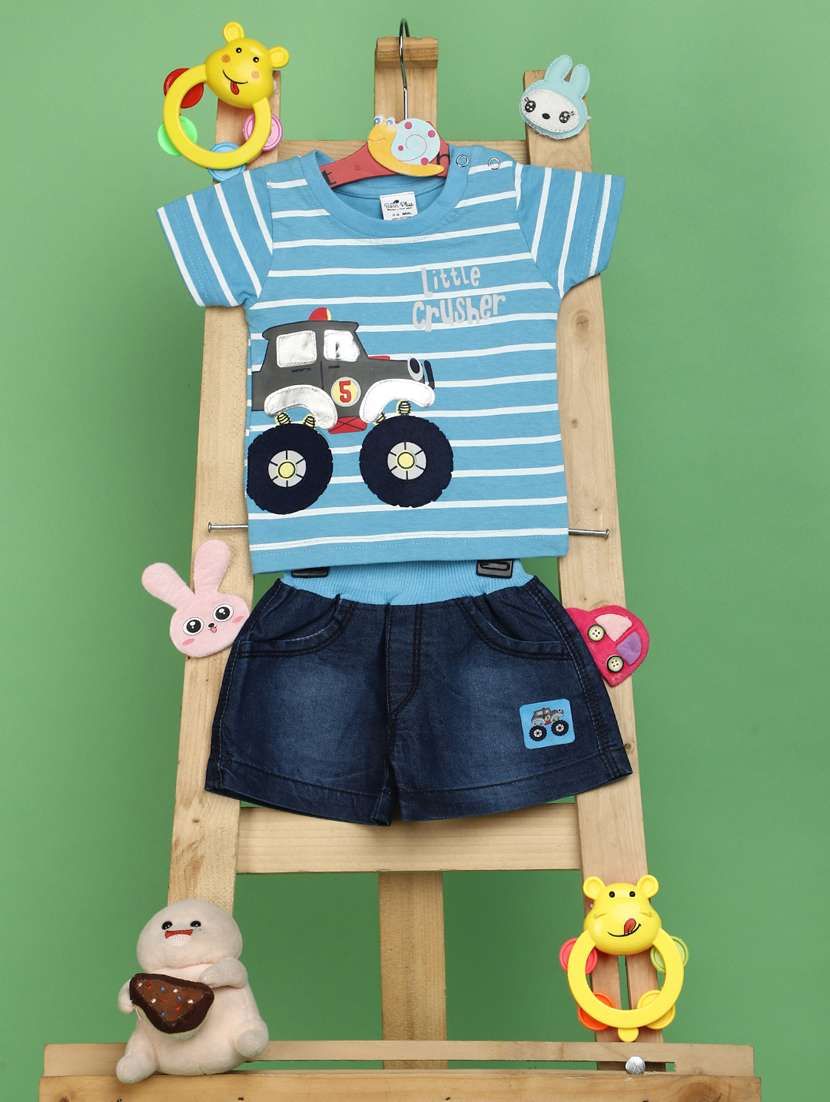 boys round neck graphic printed shorts set