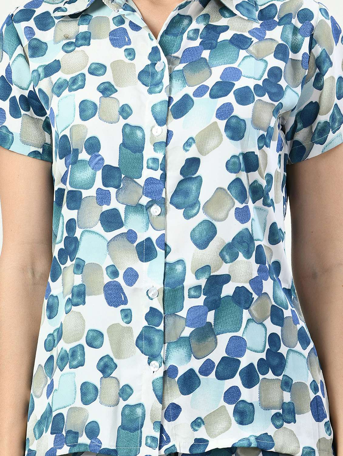 women printed shorts nightwear set - 20852769 -  Standard Image - 4