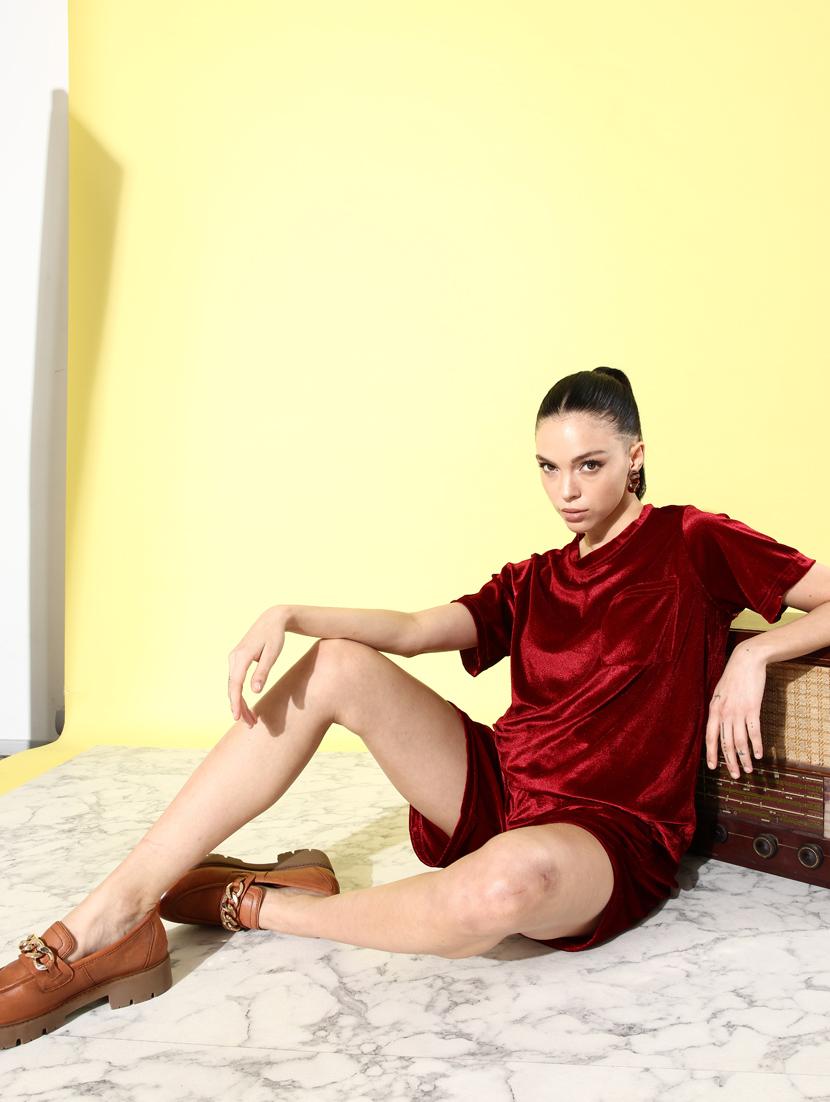 women black solid top and shorts co-ord set - 20852897 - Standard Image - 6