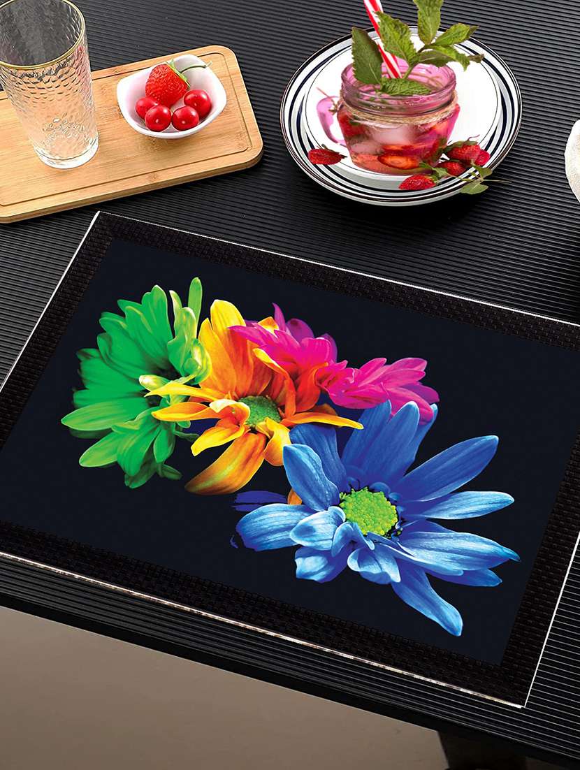 printed placemats for dining table and kitchen - 20853430 -  Standard Image - 1