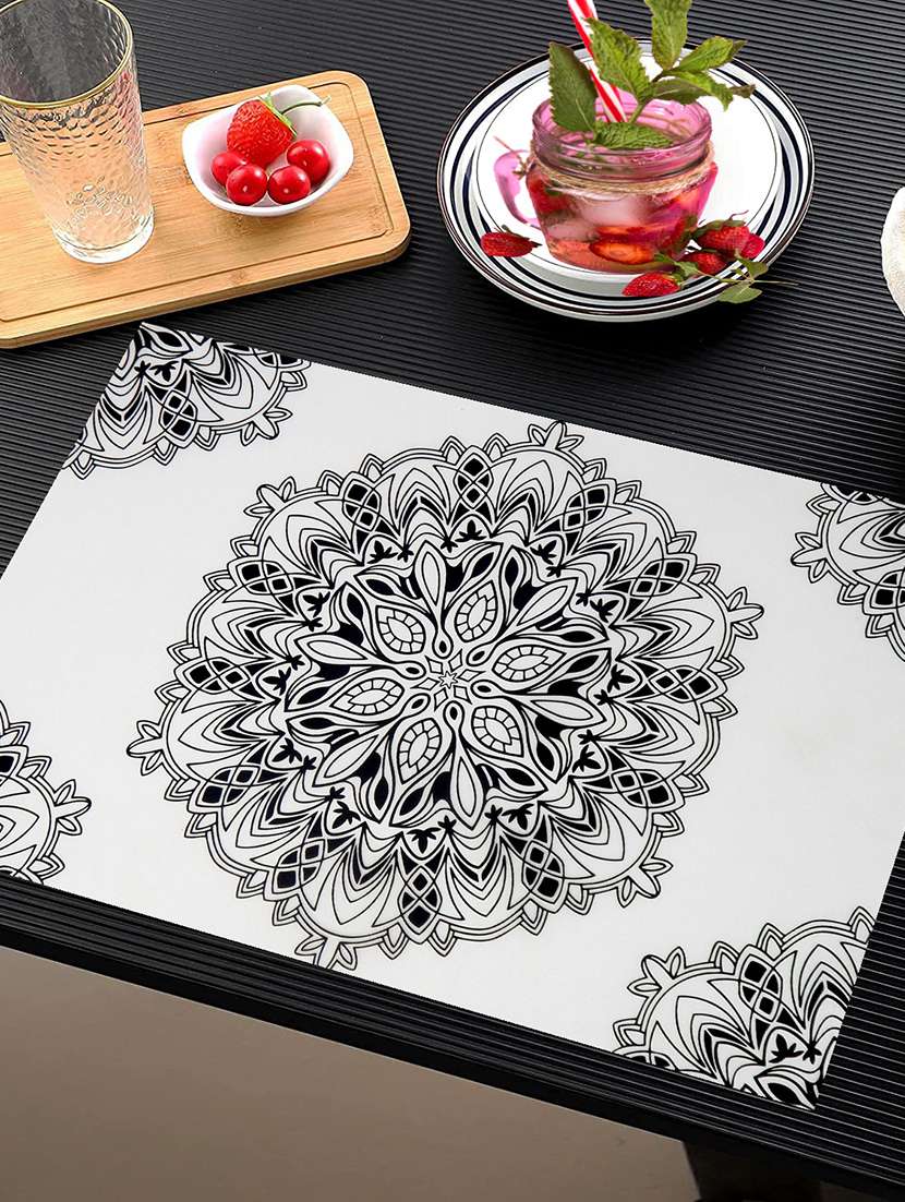 rectangular pack of 6 table placemat - 20853457 -  Standard Image - 1