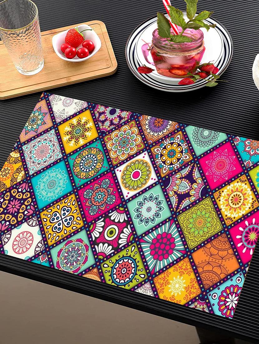 rectangular pack of 6 table placemat - 20853483 - Standard Image - 1