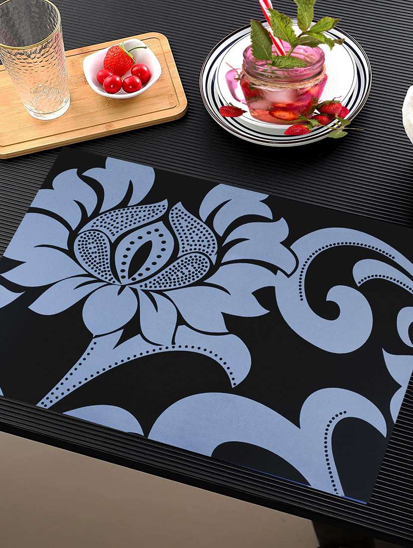 printed placemats for dining table and kitchen - 20853515 -  Standard Image - 1